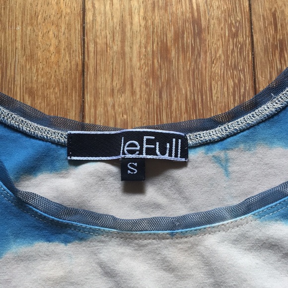 Cute tank  top - Picture 2 of 4